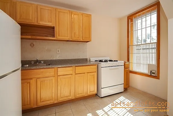 Rented by aptsandlofts.com | media 22