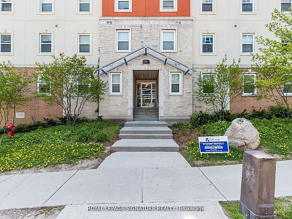 4th image of 253 Lester St #101