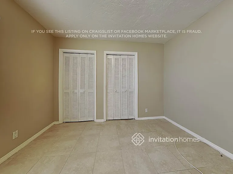 13325 Kingsbury Dr — Photo 12