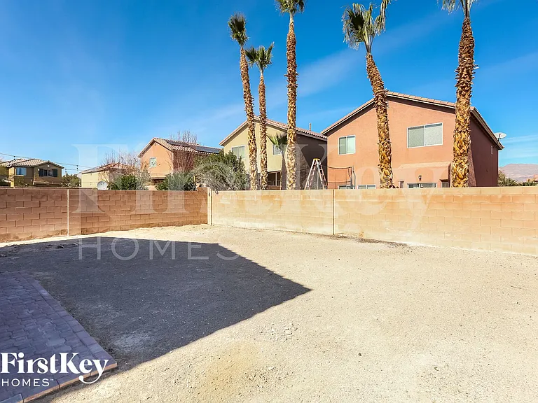 528 Brown Breeches Ave — Photo 15