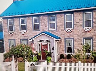 115 E Aaron Sq, Aaronsburg, PA 16820