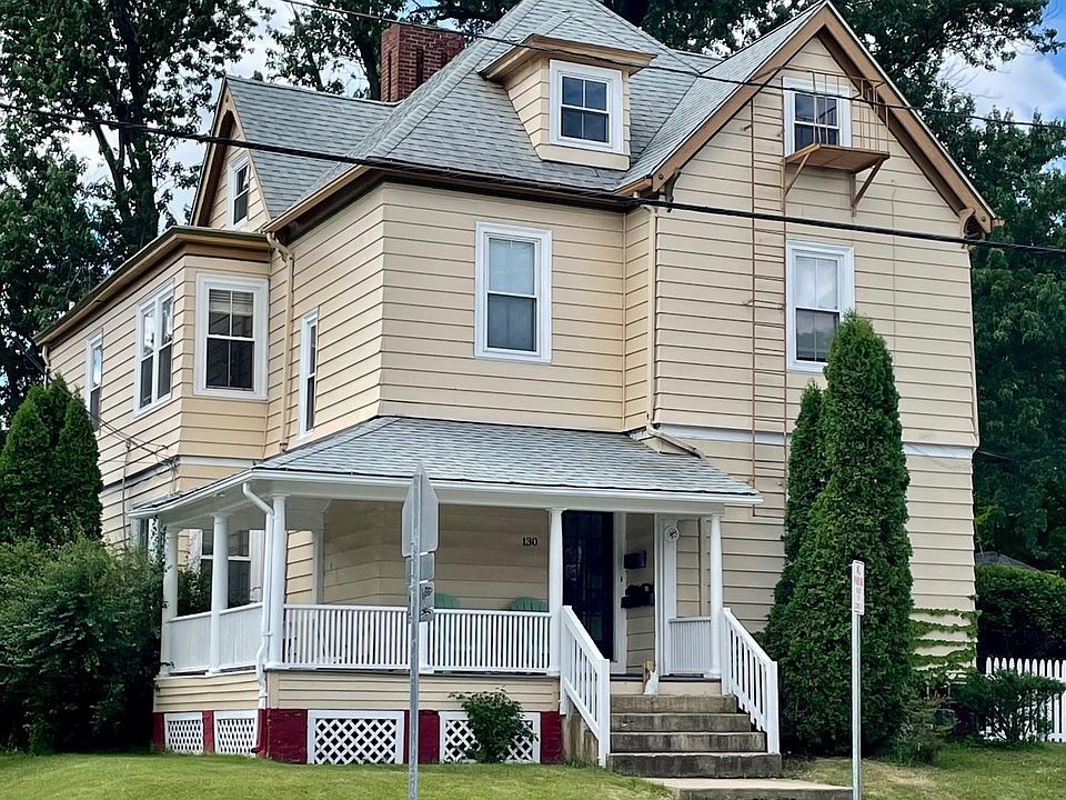 1st image of 130 Norwood Ave #3