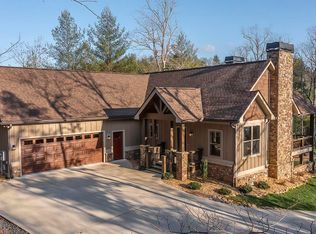 357 Hiawatha Trl, Blue Ridge, GA 30513