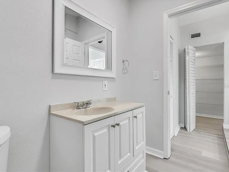 6008 N Tampa St — Photo 18