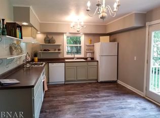 1619 N School St, Normal, IL 61761