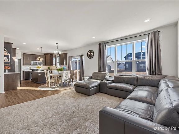 4th image of 3553 Doral Dr
