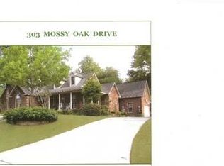 303 Mossy Oak Dr, Huntsville, AL 35806