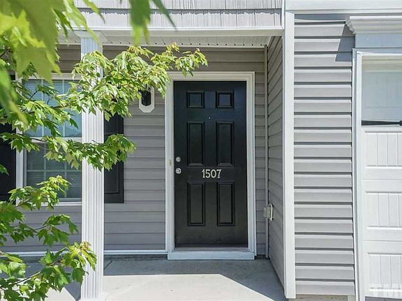 3rd image of 1507 Glenbrittle Dr