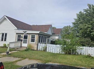 450 W Green St, Frankfort, IN 46041