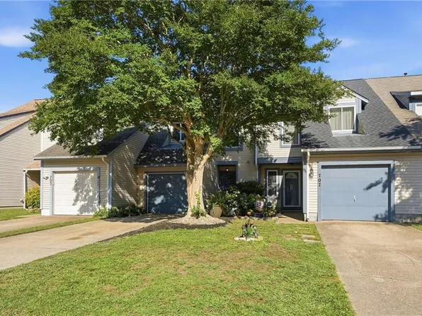 705 Hecate Dr, Virginia Beach, VA 23454