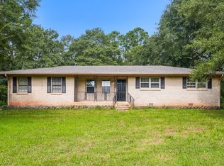 3730 Sunny Hill Dr, Loganville, GA 30052