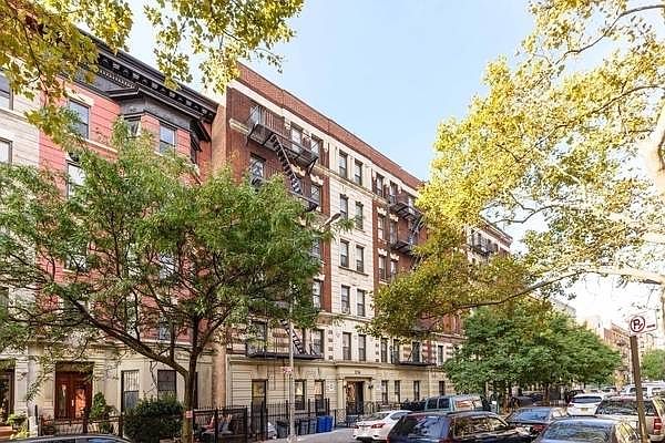 1st image of 1236 Pacific St APT 6G
