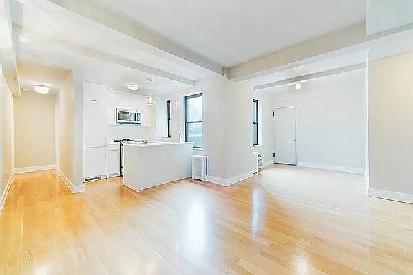 1st image of 308 W 30th St APT 8C