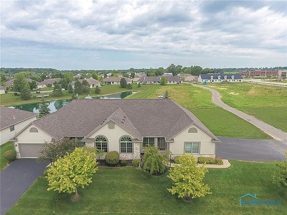 3rd image of 14562 Olde Trail Dr