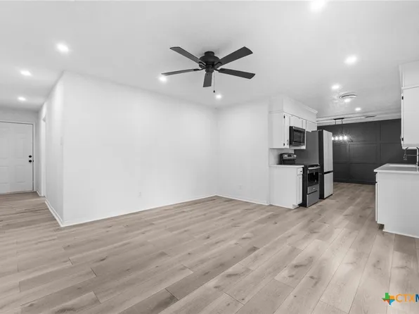 609 S 25th St, Copperas Cove, TX 76522