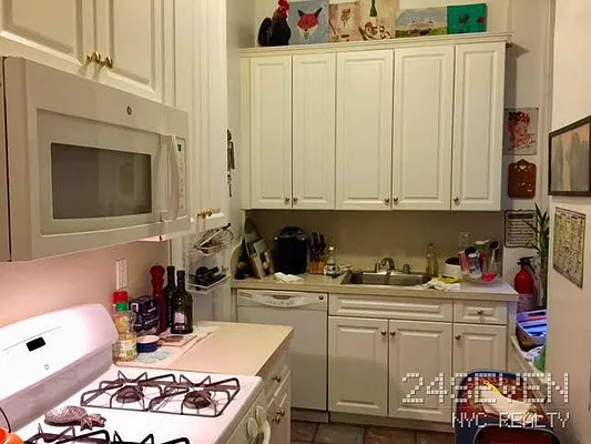 Rented by 24 7 NYC Realty Inc. | media 8