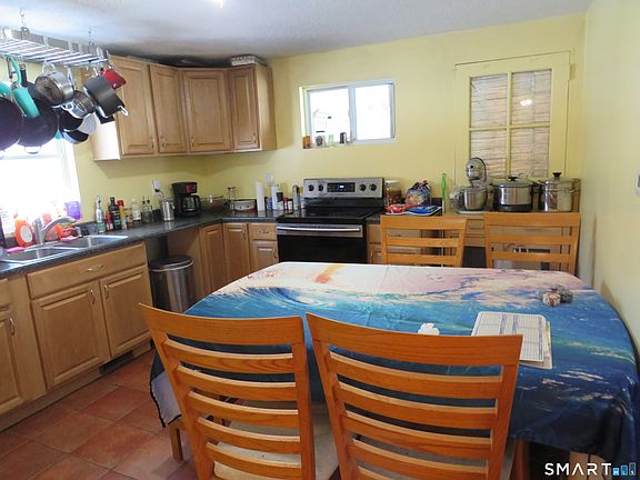 5th image of 361 Dunn Road