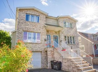 102 Liberty St, Lodi, NJ 07644