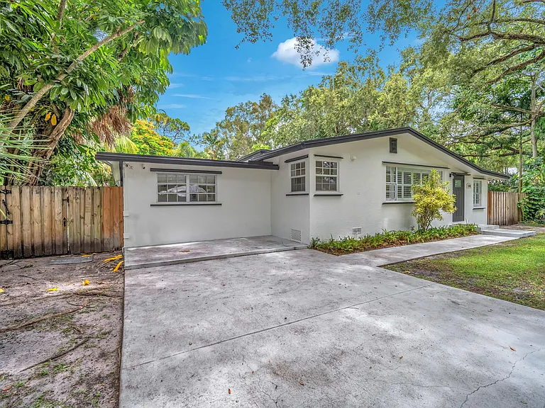 5148 SW 28th Ter — Photo 39