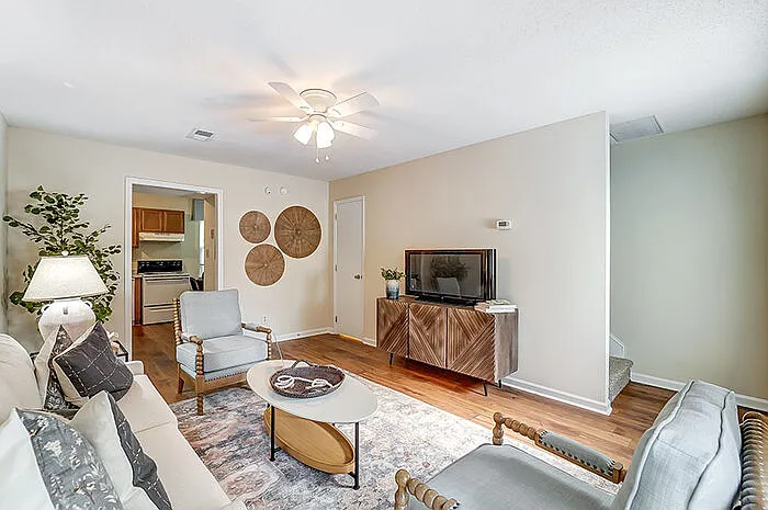2732 Union Rd — Photo 3