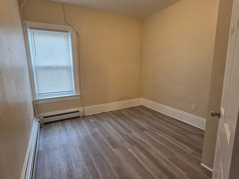114 Jewett St #1 — Photo 6