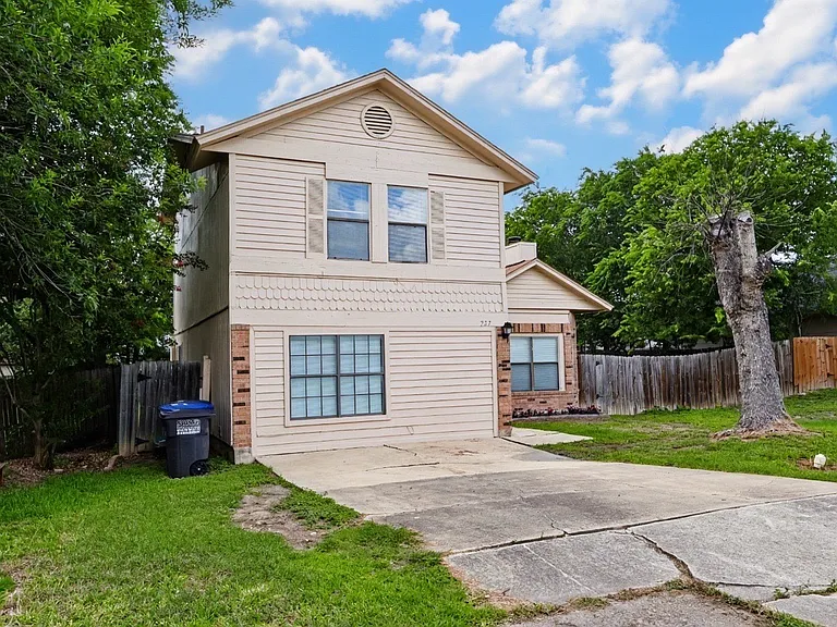 227 Burlington Dr — Photo 25