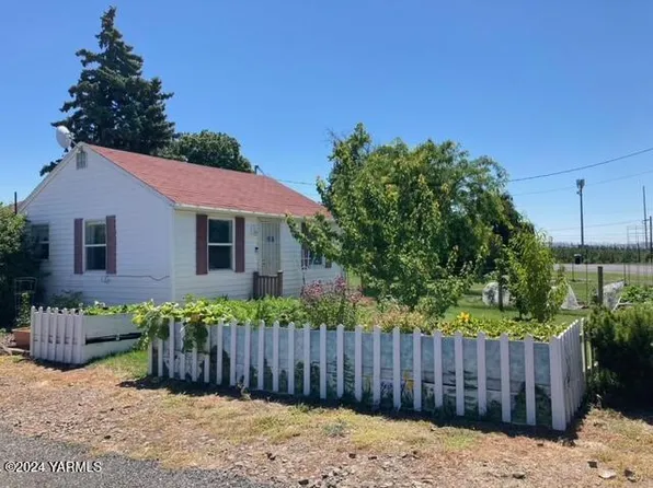6237 Naches Heights Rd, Yakima, WA 98908