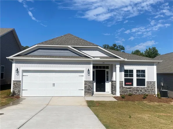 241 Carvel Trl, Seneca, SC 29678
