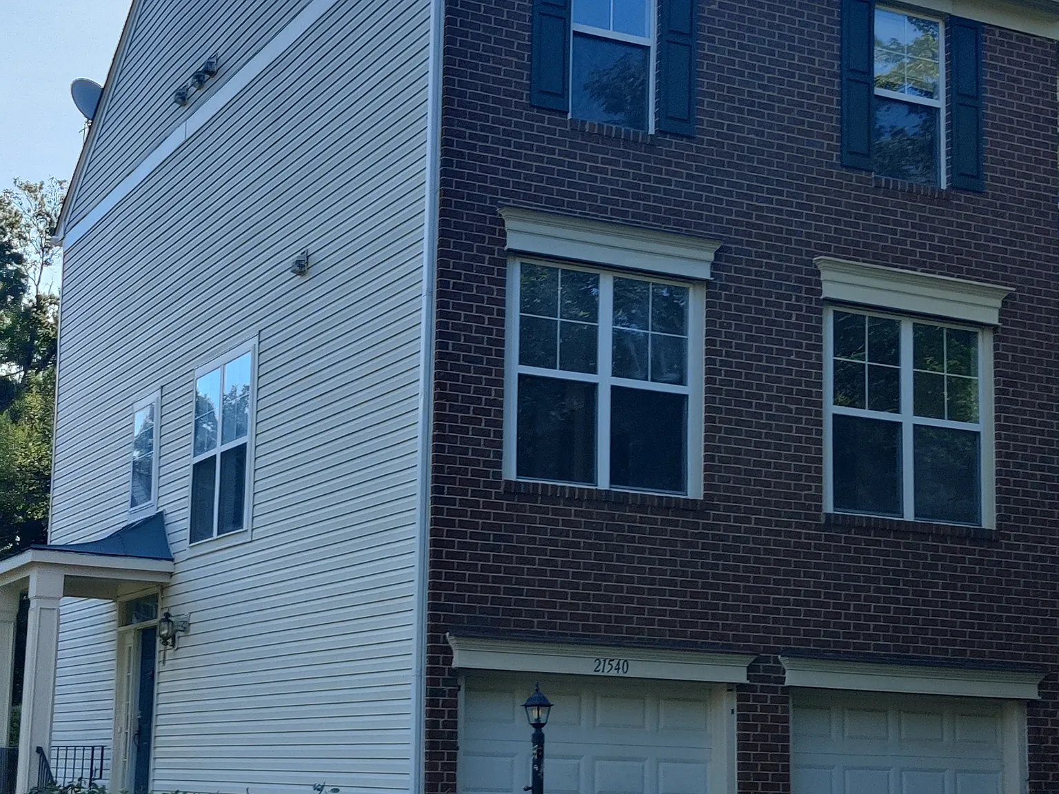 3 bed, 1960 sqft, $3,000 — Photo 2