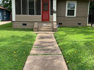 822 Graham Ave, Dallas, TX 75223