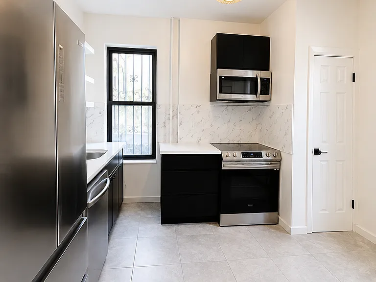 76 Kingston Ave #2 — Photo 5