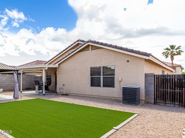 900 E Saratoga St, Gilbert, AZ 85296