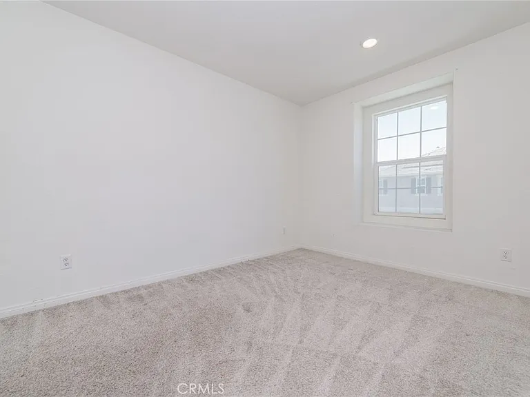 3977 E Huntington St — Photo 13