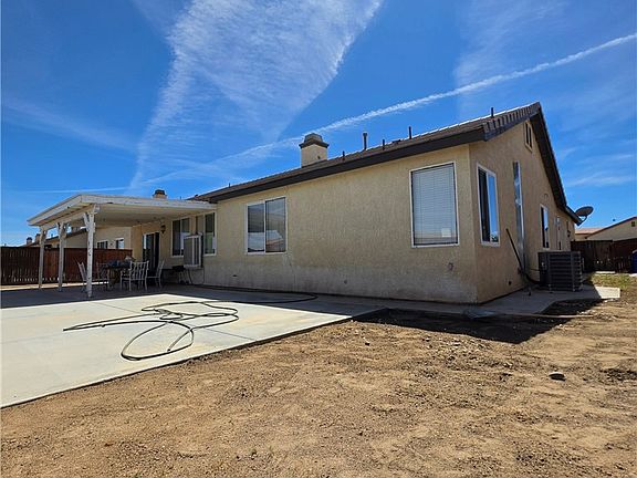 5th image of 10786 Thorndale St