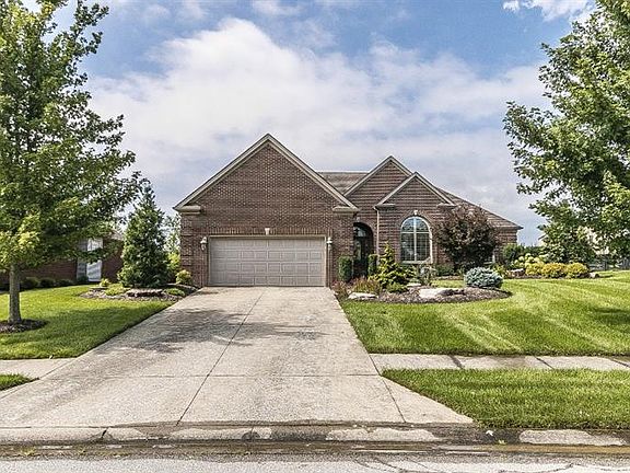 2nd image of 1092 Bay Colony Dr