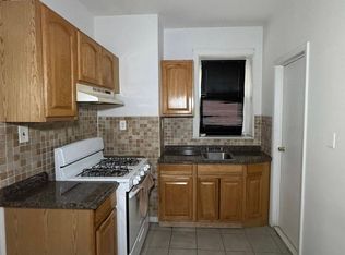302-304 N 3rd St #1, Harrison, NJ 07029