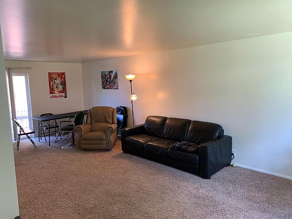 3rd image of 1415 E Murphys Ln