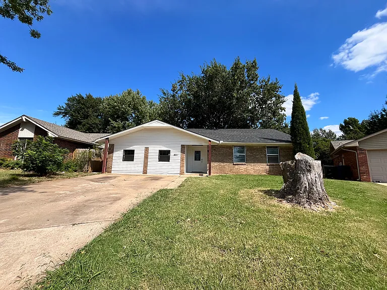 Kay Hill Ln — Photo 1