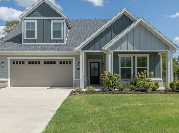 4114 W Huron Loop, Fayetteville, AR 72704