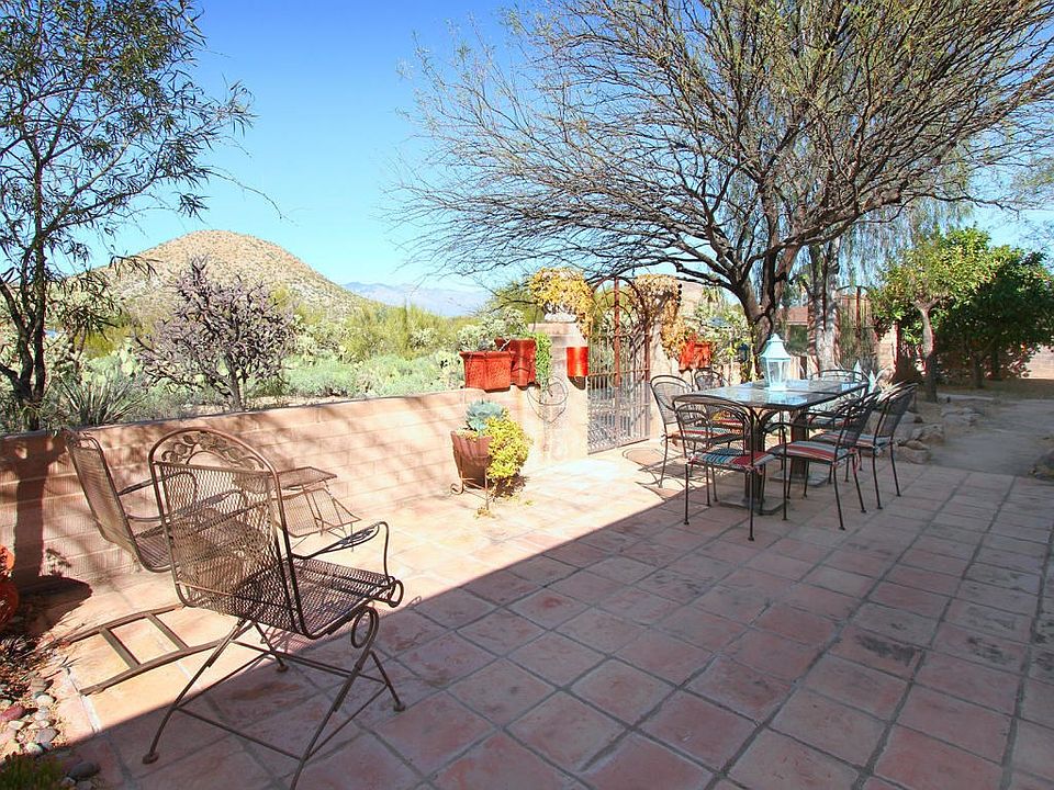 1st image of 3060 W Desert Crest Pl