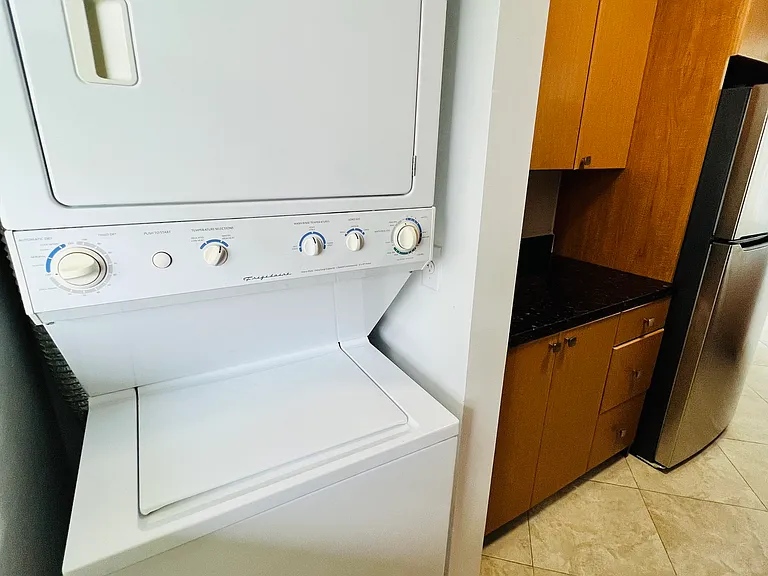944 Bay Dr #7 — Photo 20