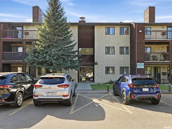 UNIT 205-51 Rodenbush DRIVE, Regina, SK S4R 8C7