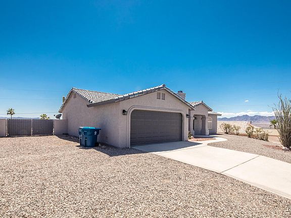 3rd image of 1651 Riverbelle Dr