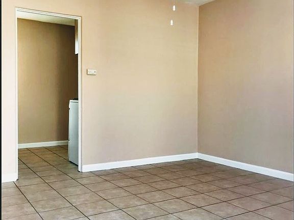 4th image of 2135 K St #266
