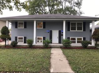 17829 Ridgewood Ave, Lansing, IL 60438