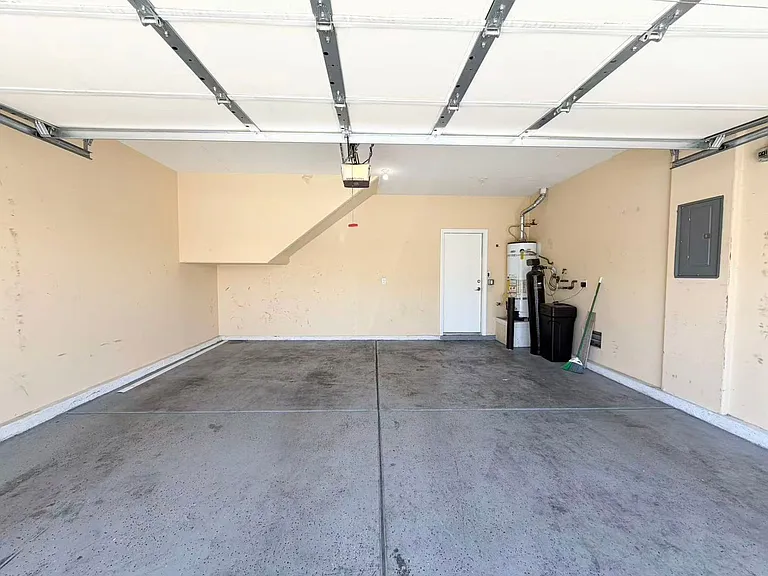 8164 Shellstone Ave — Photo 16
