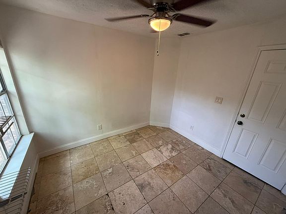 3rd image of 6811 Suena Dr Unit A6
