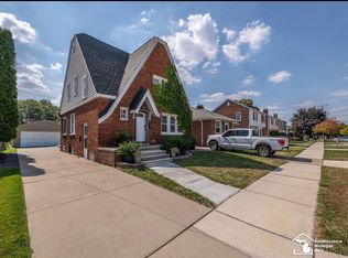 15777 McLain Ave, Allen Park, MI 48101