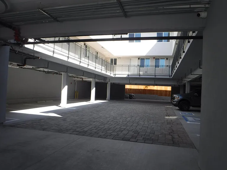 203 Willie James Jones Ave — Photo 14