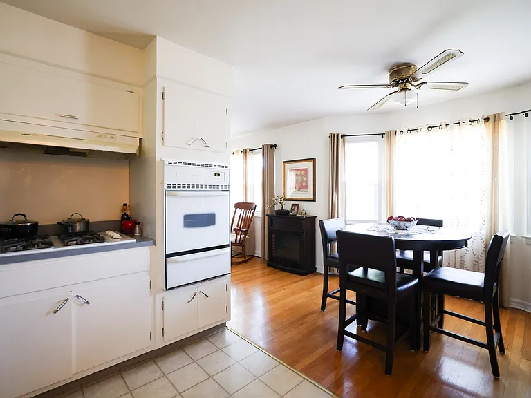 118 Diamond Bridge Ave #1 — Photo 6